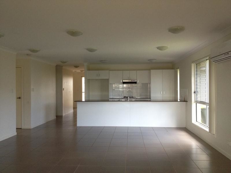 22 Chatterton Boulevard, Gracemere QLD 4702